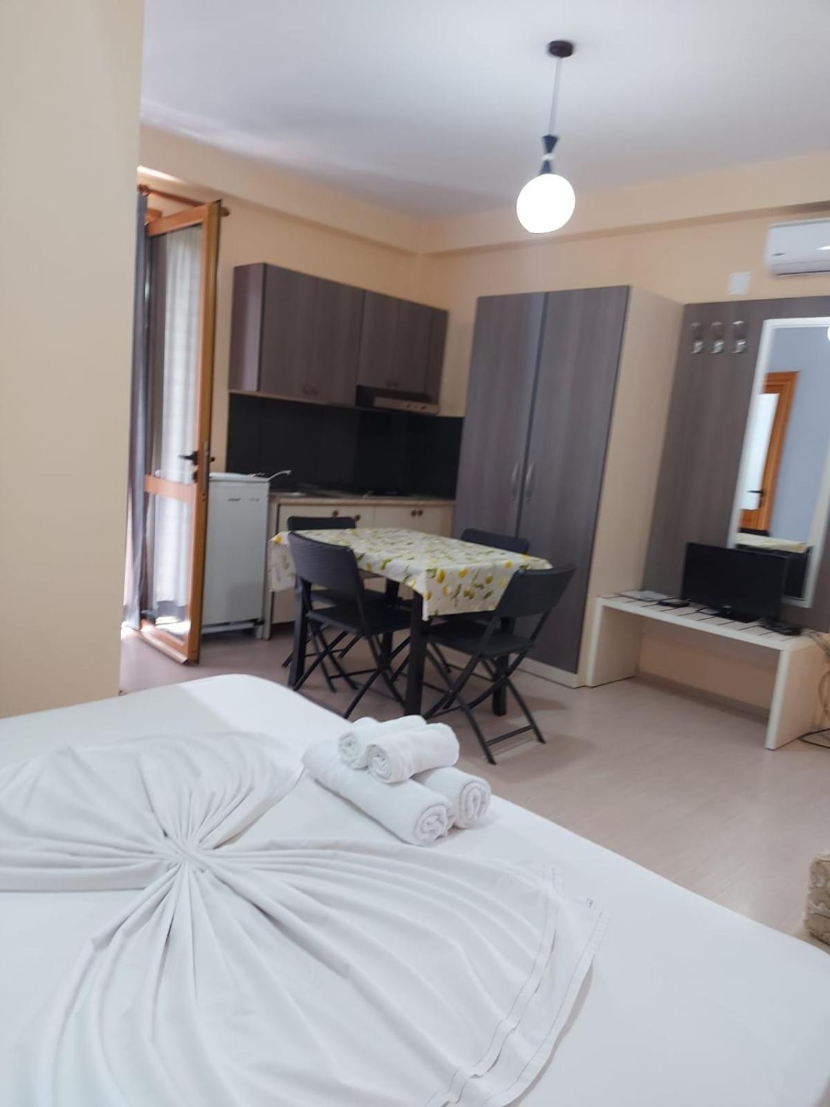 Vila Green Relax Vlorë Eksteriør billede