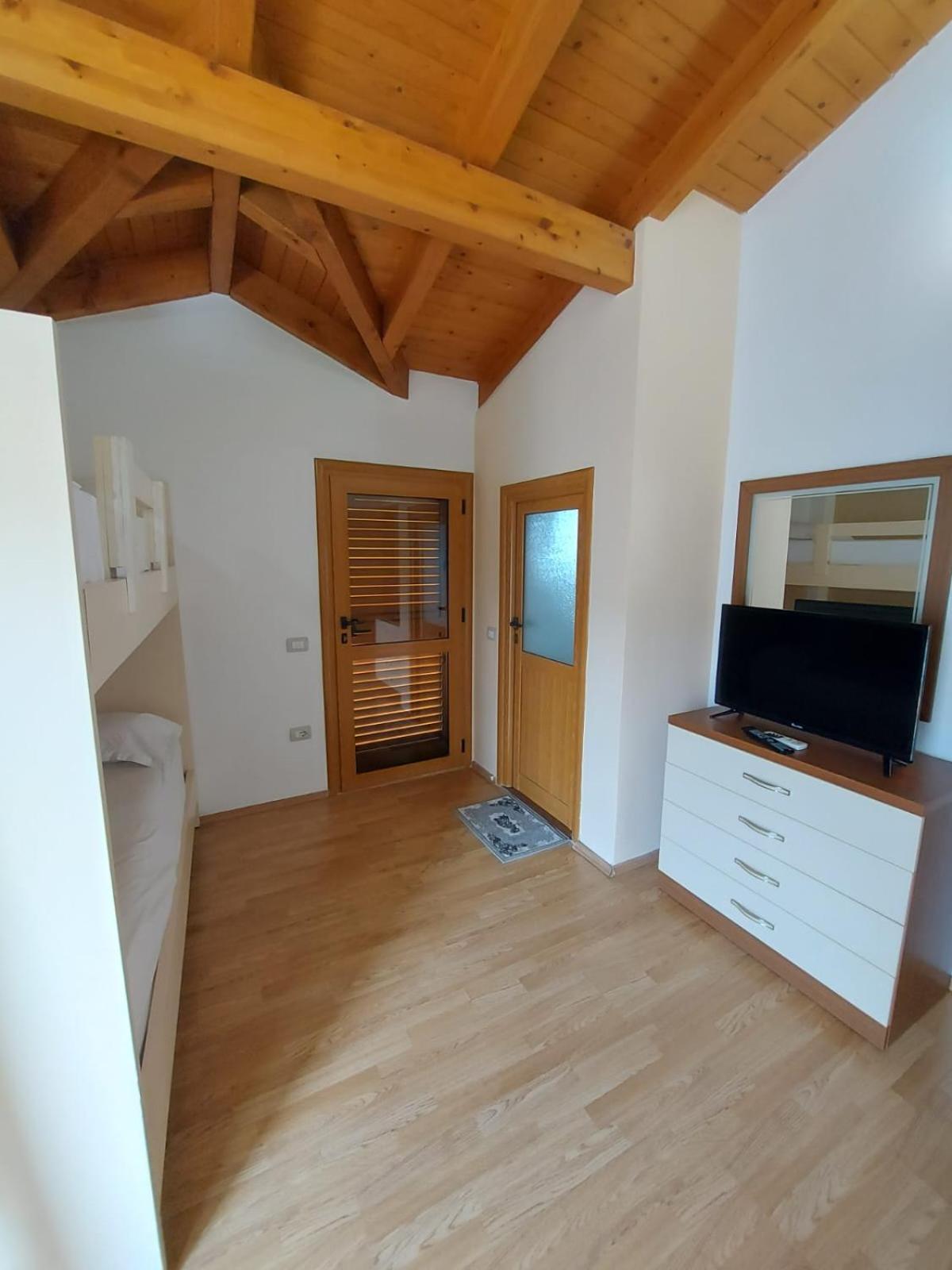 Vila Green Relax Vlorë Eksteriør billede